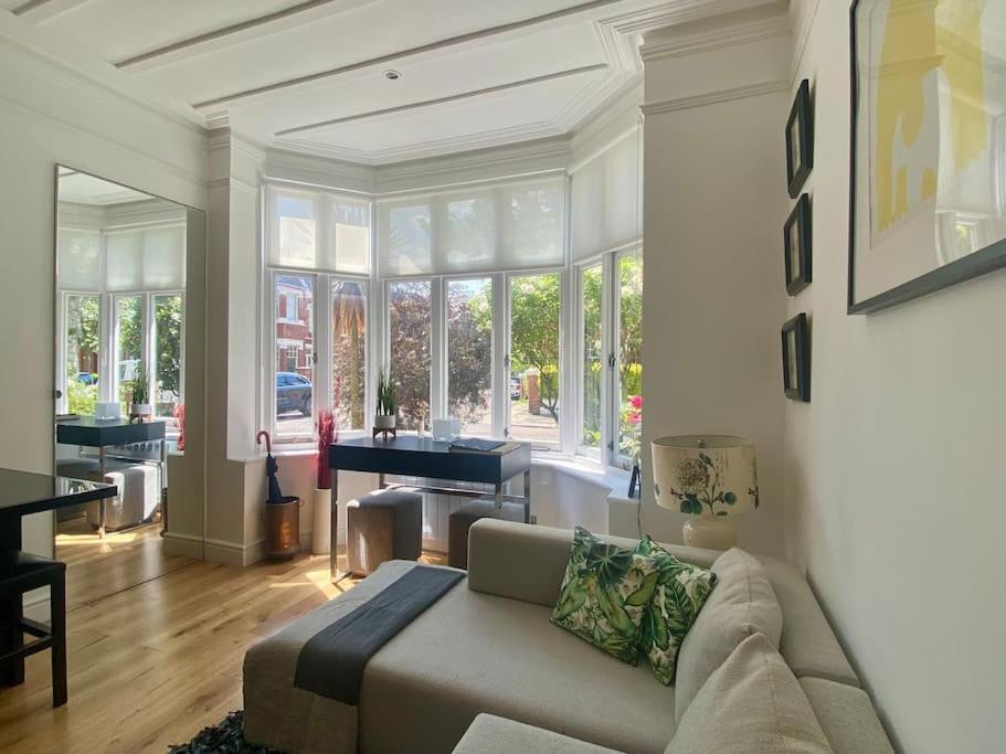 Ferienwohnung Interior Designed Flat Near Kew Botanical Gardens London Exterior foto